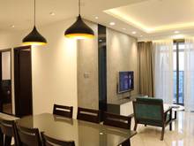 Hình ảnh Cần bán gấp CC Screc Trường Sa Quận 3. DT 82m2, 2P, 2WC. Giá chỉ 3,4tỷ