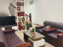 Hình ảnh (HIẾM)Bán Nhà Đẹp Đường Láng-Đống Đa,60m2,Nhỉnh 6Tỷ,Ngõ Xe SH Quay Đầu
