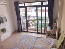 Hình ảnh STUDIO balcony 30m2 full nôị thất - thang máy - gần Phan Xích Long