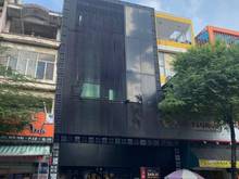 Hình ảnh nhà mặt tiền đường Hai Bà Trưng, Quận 1. Diện tích: 5,6 x 22m.