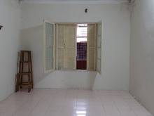 Hình ảnh Chính chủ cần bán gấp tập thể Khâm Thiên tầng 5