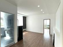 Hình ảnh Cho Thuê Căn Hộ 1pn Ban Công 45m² Ngay Coopmart Trường Chinh