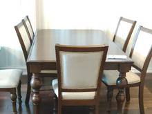 Hình ảnh Cần cho thuê CC Leman Q.3. DT 120m2, 3p, 2wc. NT. Giá chỉ 17tr
