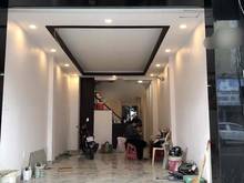 Hình ảnh Cho thuê nhà Mặt Tiền Hai Bà Trưng Đối diện chợ Tân Định, Quận 1