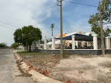 Hình ảnh Kẹt tiền bán miếng đất 210m2 sau lưng ỦY Ban của Dầu Tiếng, đường 32m