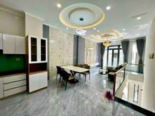 Hình ảnh Ngộp giảm ngay 400tr cho nhà 1 trệt 3 lầu hoàn công sẵn, ngay C.A PCCC