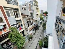Hình ảnh Chính chủ cần bán gấp căn nhà góc 2 mặt tiền hẻm Huỳnh Văn Bánh, PN 2P