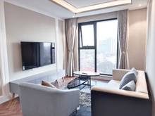 Hình ảnh Cho thuê căn góc 115m2 full đồ King Palace, ban công Đông Nam