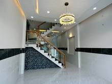 Hình ảnh Đầu tư thua lỗ cần bán nhà ở Q3 70m2 2pn 2wc 2,740 tỷ, hẻm xe hơi