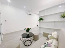 Hình ảnh Cho Thuê Căn Hộ Mới 1PN Tại Quận 1 DT 45m2 Cửa Sổ Lớn Thoáng Mát
