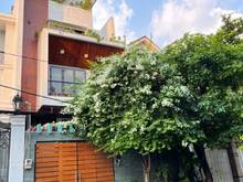 Hình ảnh Bán Villa 215 Nguyễn Văn Hưởng, Thảo Điền, Quận 2: 190m2; Trệt 2 Lầu