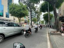 Hình ảnh Cho thuê góc 2MT 141 Hai Bà Trưng, Phường 6, Quận 3.