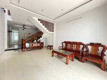 Hình ảnh GIÁ RẺ - Cho Thuê nhà 3 tầng đường Mẹ Thứ - Hòa Xuân