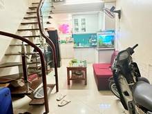 Hình ảnh Hiếm Nhỏ Tiền - TT Đống Đa - DT27m2x4 - Ngõ Thông - Chỉ Nhỉnh 2 Tỷ