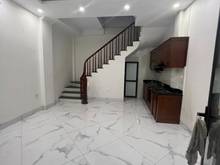 Hình ảnh Cho thuê nhà nguyên căn Hoàng Cầu, Đống Đa 45m 4T KD. 15 triệu