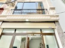 Hình ảnh Bán nhà 5 tầng.Lô góc thoáng đẹp. Phố ỷ la-Dương nội-oto đỗ gần