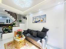 Hình ảnh Giá chỉ 2tỷ 98 ,Nhà mới Hồ Đền Lừ, DT: 28m2, MT: 3.1, 5T, Cách Hồ 200m