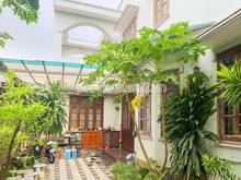 Hình ảnh Cho thuê biệt thự Thảo Điền, Ngô Quanh Huy, 9x15m, 2 tầng, sân vườn