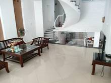 Hình ảnh Cho thuê nhà nguyên căn 4 tầng gần ngay Vincom và cầu Sông Hàn