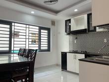 Hình ảnh [Hiếm] Bán nhà 5 tầng, 27m2, hẻm xe hơi đường Duy Tân, P.15