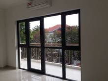 Hình ảnh Cho thuê tòa nhà Nguyễn Văn Hưởng trệt 5 lầu phù vị trí đẹp.
