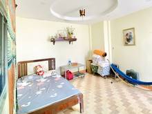 Hình ảnh Bán Nhà đẹp Rẻ- Lạc Long Quân, 3 Tầng,30m2- 1,9 tỷ  👉 Diện tích 30m2