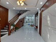 Hình ảnh Siêu rẻ - Bán nhà Thạch Bàn, Long Biên, 35m x 5T, 2,25 tỷ