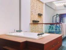 Hình ảnh Tòa Nhà 5 Tầng, có Thang Máy, đối diện ETOWN CỘNG HÒA