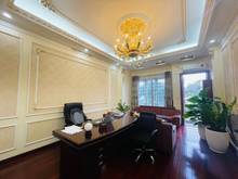 Hình ảnh Bán Nhà Phân Lô Phố Trần Quốc Hoàn. Cầu Giấy. DT 70m. Giá 16,8 Tỷ