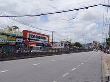 Hình ảnh Gấp bán dãy trọ thu nhập cao, đường ô tô ngay Phạm Văn Đồng, giá 3.8 t