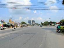 Hình ảnh Kẹt tiền cần bán lô đất 323m2 trong KDC đông đúc,gần chợ và trường học