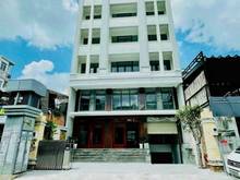 Hình ảnh Cho Thuê Mặt Bằng Mạc Đĩnh Chi Quận 1 Ngang 10m DTSD 700m2