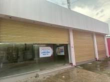 Hình ảnh Cho Thuê Mặt Bằng Kinh Doanh Phạm Văn Đồng, DT: 15X15, trống suốt