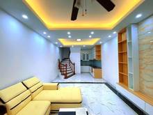 Hình ảnh Bán nhà phố Võng Thị quận Tây Hồ lô góc ngõ rộng 46m 4T giá 7,4 tỷ.