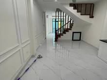 Hình ảnh Nhà đẹp ở ngay Cầu Giấy 45m2 7T, MT 6.5m lô góc ô tô đỗ cửa nhỉnh 13 t