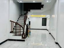 Hình ảnh bán nhà phố ĐƯỜNG LÁNG -ĐỐNG ĐA 50m 5T mt 4,2m ngõ thông KD chỉ 5,9 tỷ