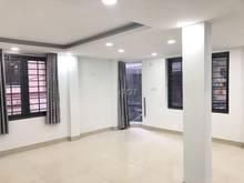 Hình ảnh Nhà căn góc 2 mặt tiền, hẻm 6m CMT8 Quận 3, 8x8 4 lầu giá 9,3 tỷ