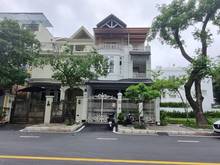 Hình ảnh Cho thuê Biệt thự sân vườn Phú Mỹ, quận 7, 11x28, nhà đẹp