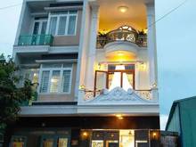 Hình ảnh Giảm 400tr , Bán nhà bên Vincom Dĩ An , 70m2 ,3 lầu , tiện Kinh Doanh
