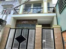 Hình ảnh KẸT VỐN BÁN LẸ Nhà Nguyễn Tất Thành  Q4  62m2 chỉ 2,8 Tỷ SHR