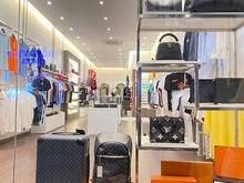 Hình ảnh Cho thuê mặt bằng mặt tiền Thủ Khoa Huân ngay chợ Bến Thành