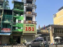 Hình ảnh Giảm Giá Bán Gấp Căn Nhà 6 Lầu Góc 3 Mặt Tiền Lê Hồng Phong Q5