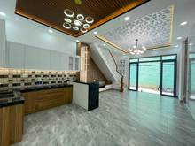 Hình ảnh LY DỊ BÁN GẤP! Nhà shr Lý Thái Tổ, p10,Quận 10 70m2