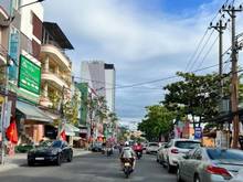 Hình ảnh HOT - Bán Tòa nhà 4 tầng đường Núi Thành đang có doanh thu 70tr/tháng