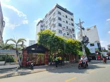 Hình ảnh Cho thuê biệt thự sân vườn hơn 700m2, Ngang 16m -305 Nguyễn Văn Đậu, Q
