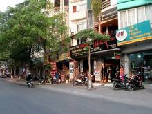 Hình ảnh Cho thuê thuê Mặt Bằng kinh doanh phố Vũ Tông Phan- 295m x 9 Tầng