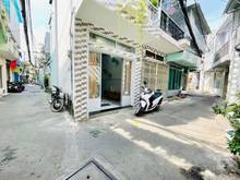 Hình ảnh Định cư bán nhà Nguyễn Thị Tần,Q8,60m2,SHR,hẻm ô tô, giá:1ty820