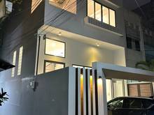 Hình ảnh Bán villas 160m2 góc 2MT cực đẹp! ngang 6m Huỳnh Văn Bánh, 3 tầng mới
