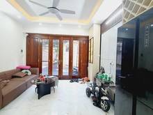 Hình ảnh BÁN Nhà Phú Thượng 40m 5 tầng 3.8ty gần UB phường 30m ô tô tránh