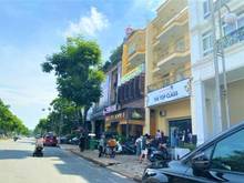 Hình ảnh Chú có căn nhà đẹp phố hà huy tập có thang máy và hầm cần cho thuê